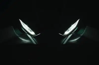 BMW M1000RR: attesa per la nuova versione. Cosa sappiamo (e cosa speriamo)