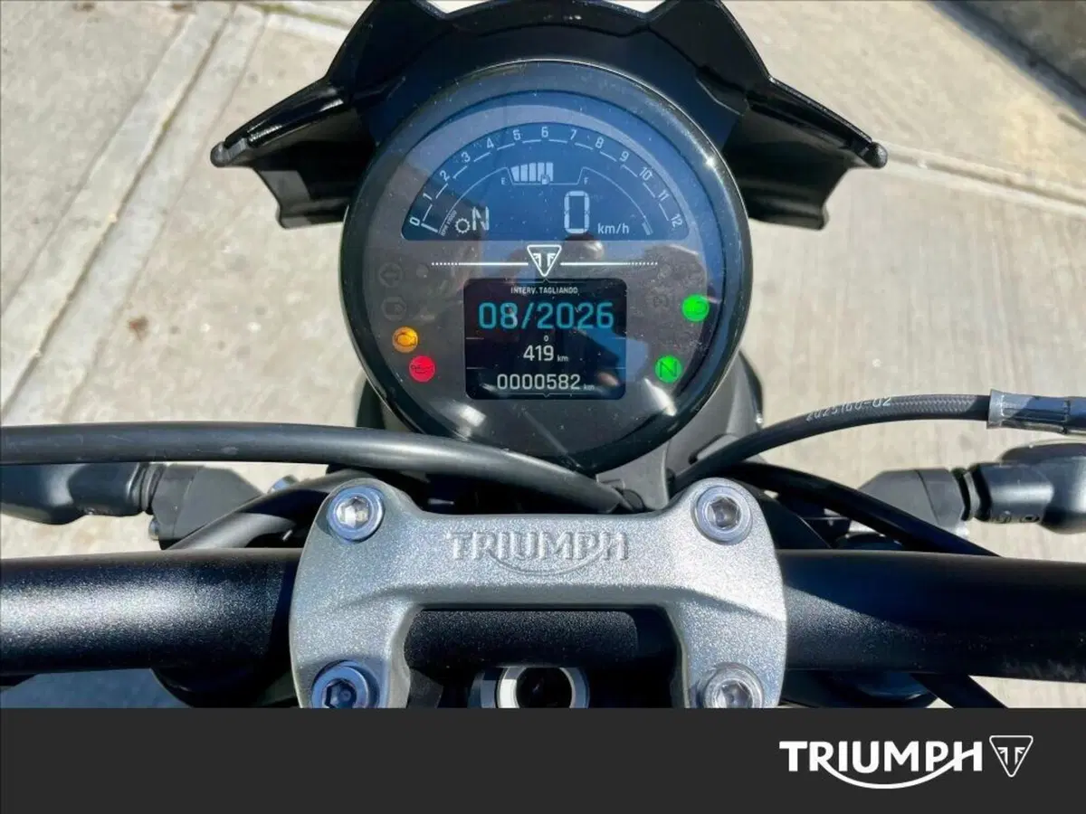 Triumph Trident 800 (2026) (6)