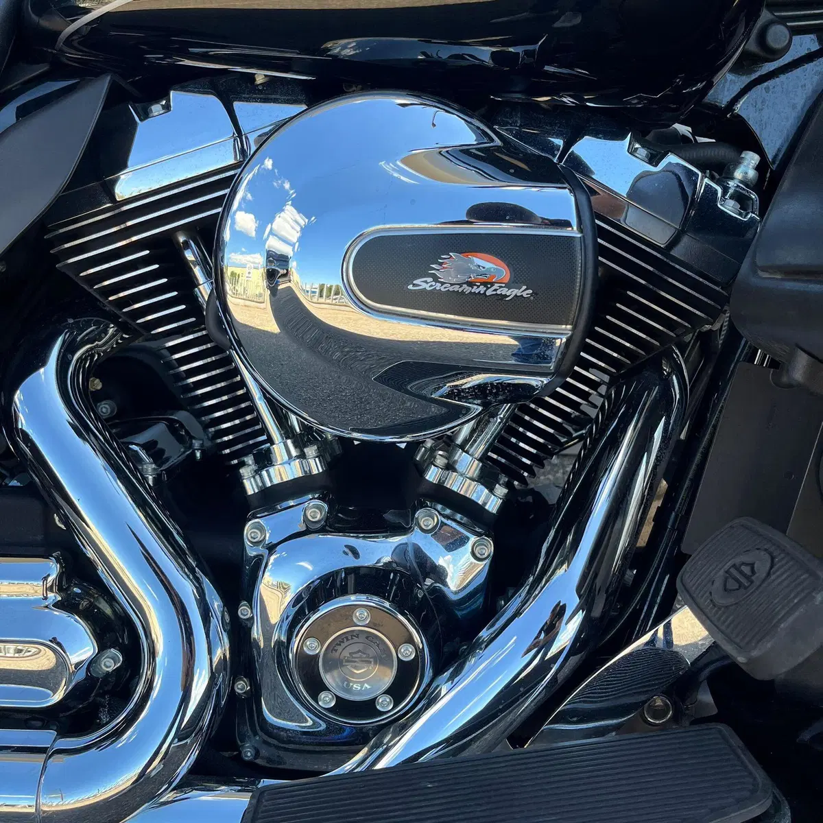 Harley-Davidson 1690 Electra Glide Ultra Limited (2014 - 15) - FLHTK (6)