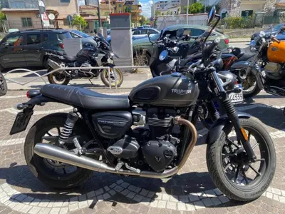 Triumph Speed Twin 900 (2023 - 24) usata