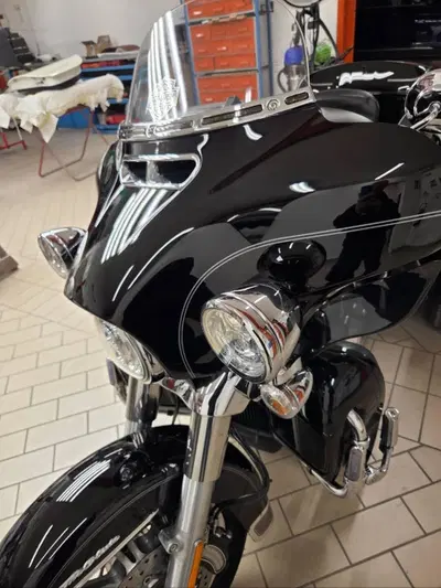 Harley-Davidson 107 Tri Glide Ultra (2016) - FLHTCUTG usata