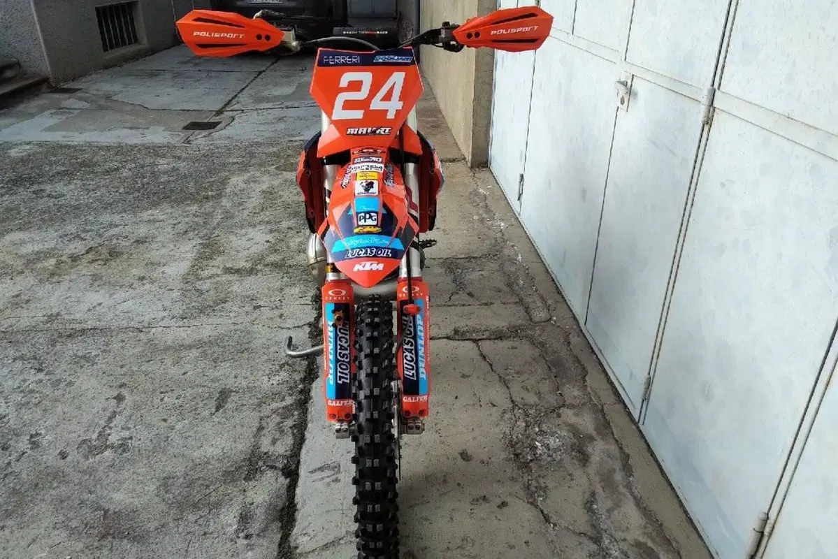 KTM 300 SX (2025) (3)