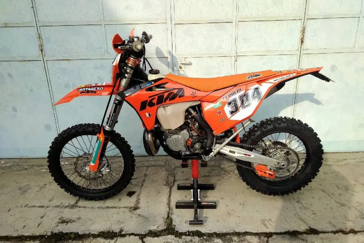 KTM 250 EXC E (2017) (2)