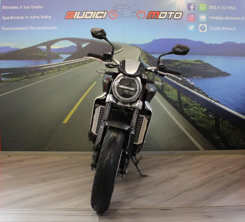 Honda CB 1000 R + Limited Edition (2019) (2)