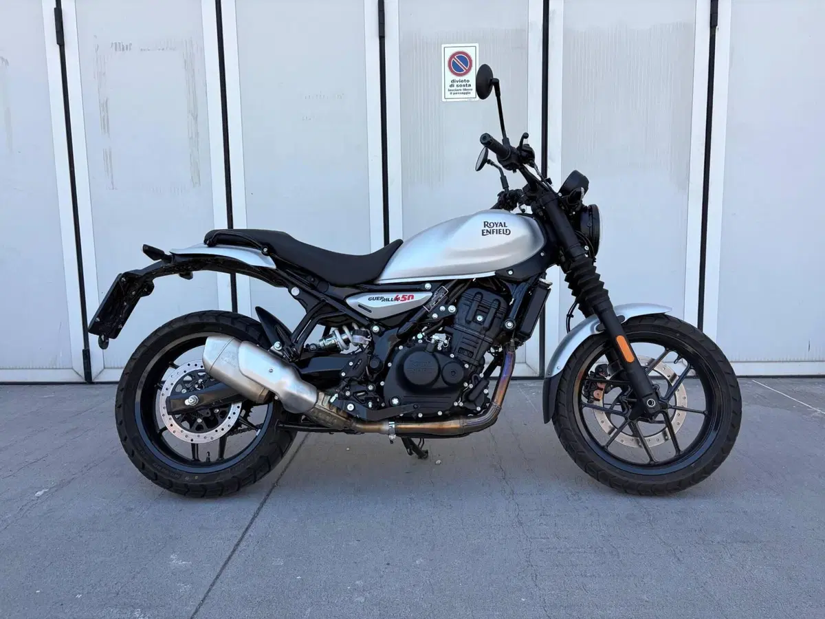 Royal Enfield Guerrilla 450 (2024 - 26) (2)