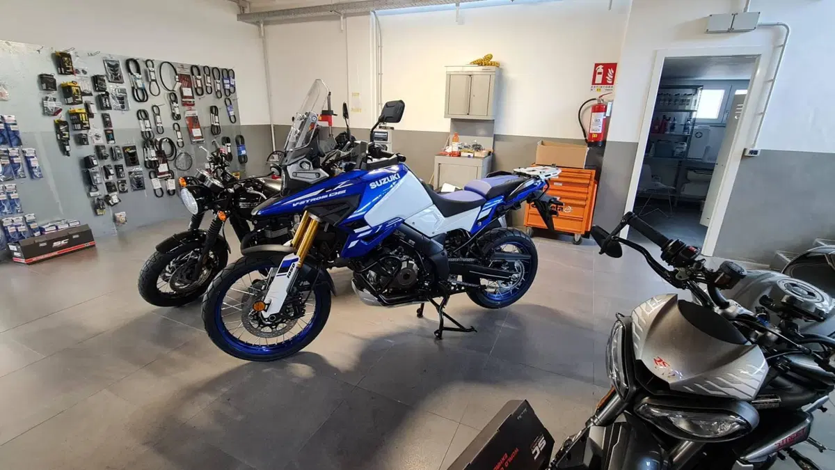 Suzuki V-Strom 1050DE (2023 - 24) (9)