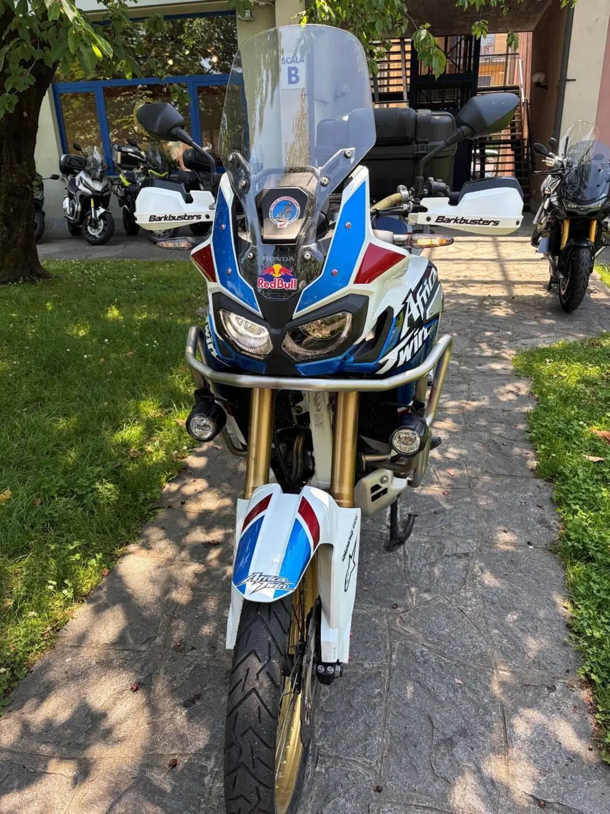 Honda Africa Twin CRF 1000L Adventure Sports DCT (2018 - 19) (2)