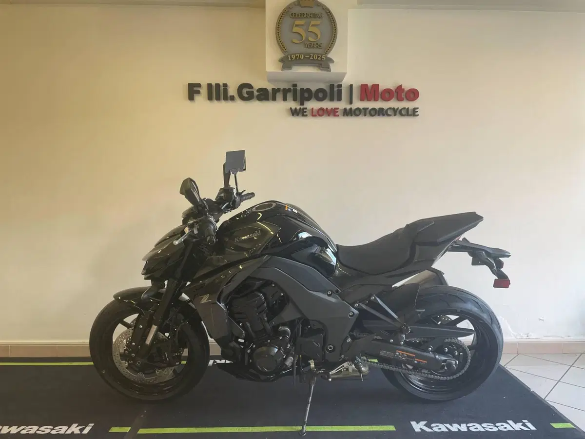 Kawasaki Z 1100 (2026) (4)