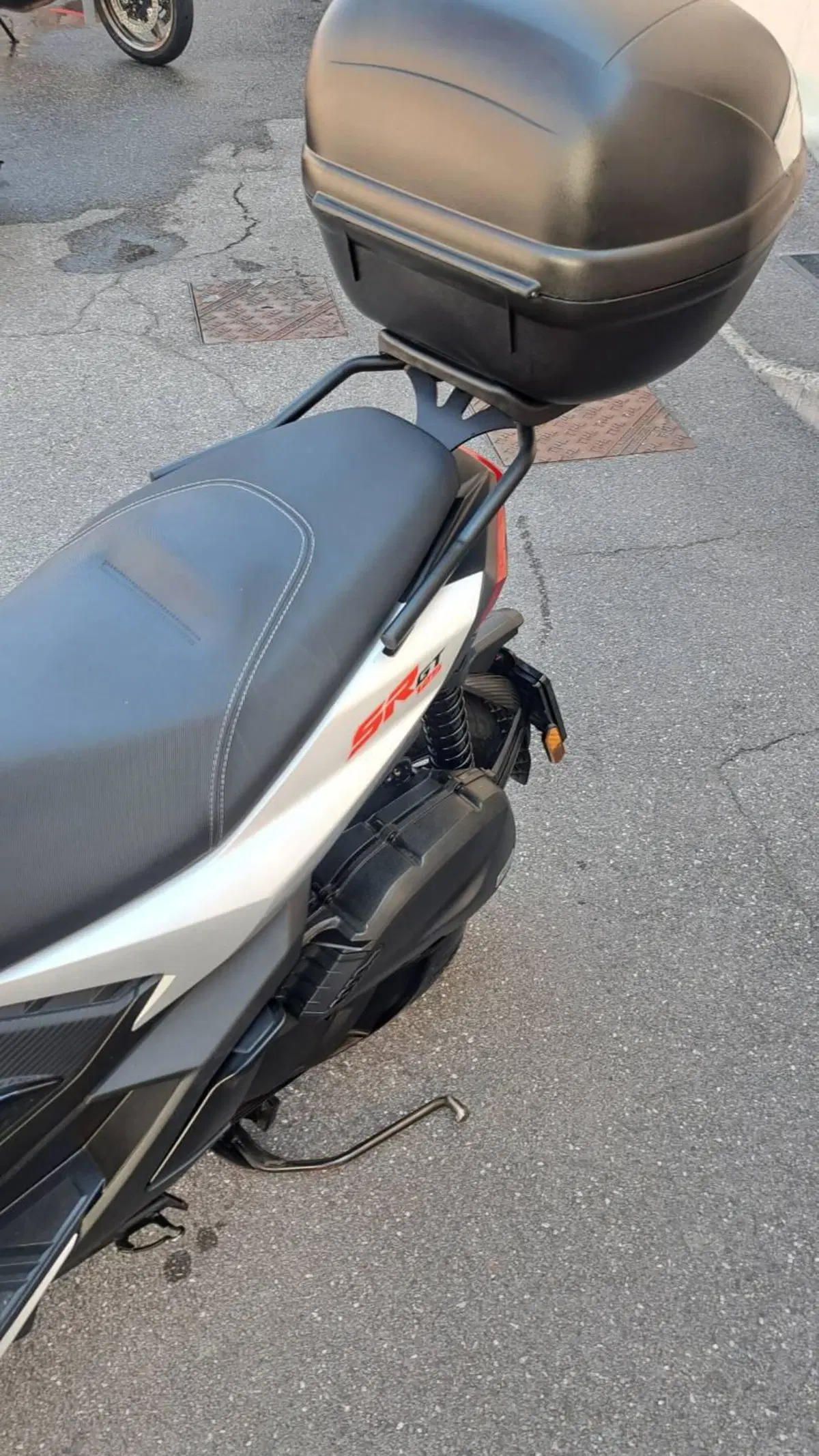 Aprilia SR GT 125 (2022 - 24) (4)