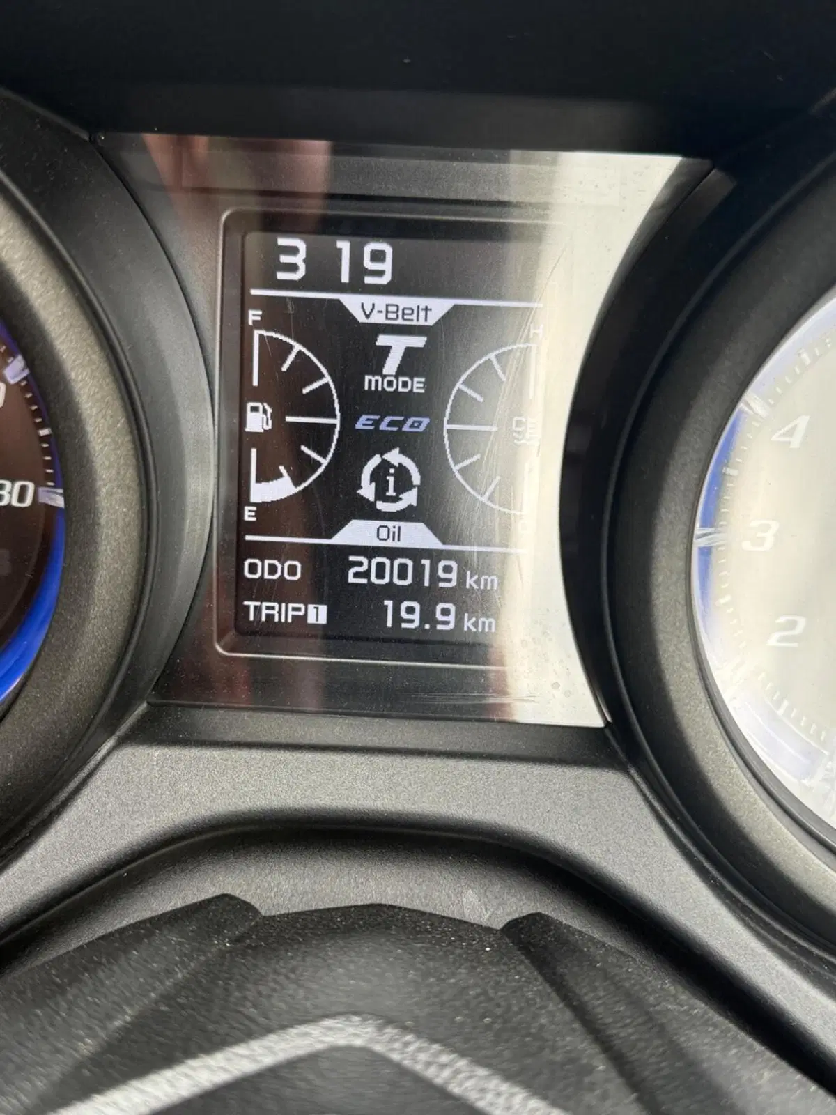 Yamaha T-Max 560 (2020 - 21) (5)