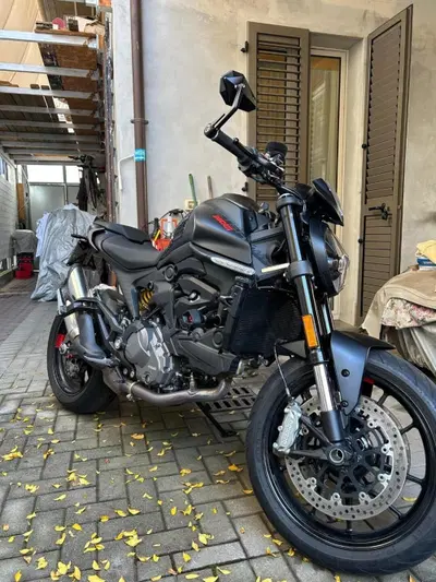 Ducati Monster 937 + (2021 - 25) usata