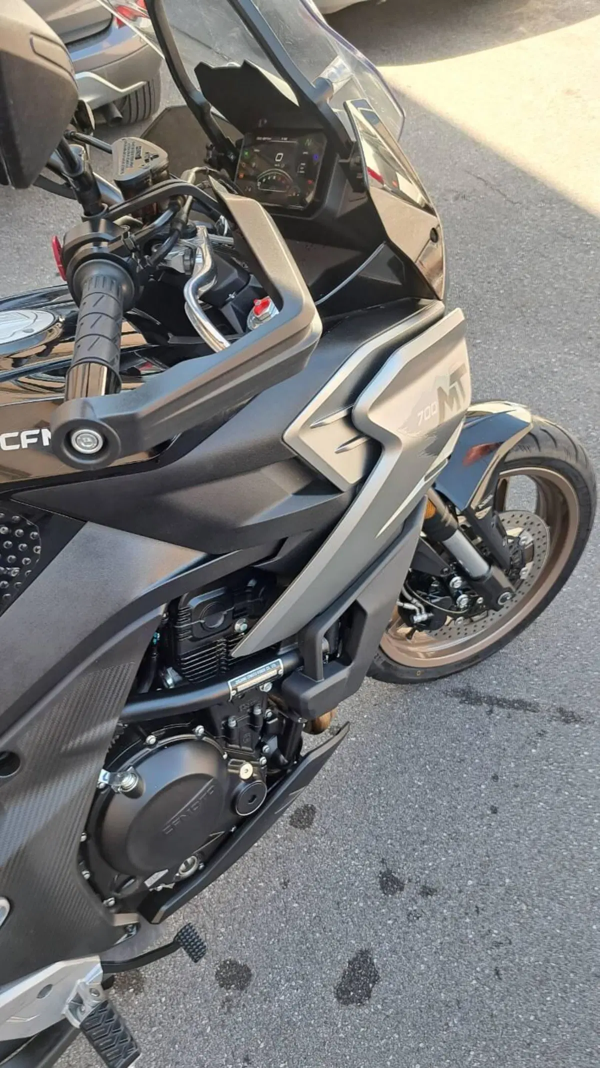 CFMOTO 700MT (2024 - 26) (3)