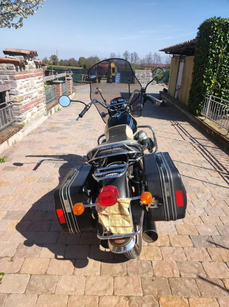 Moto Guzzi California 850 T3