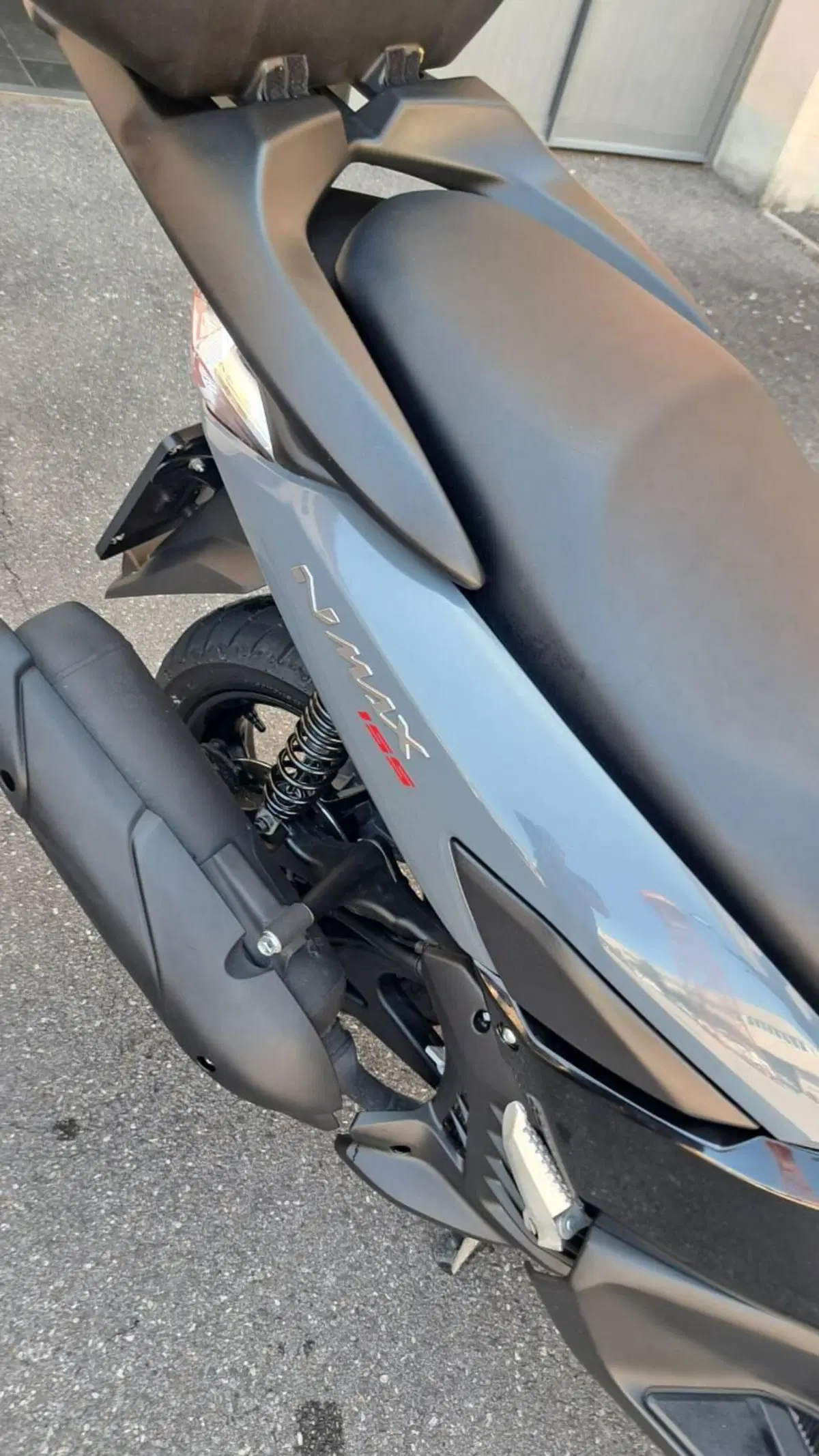Yamaha N-Max 155 (2022 - 25) (7)
