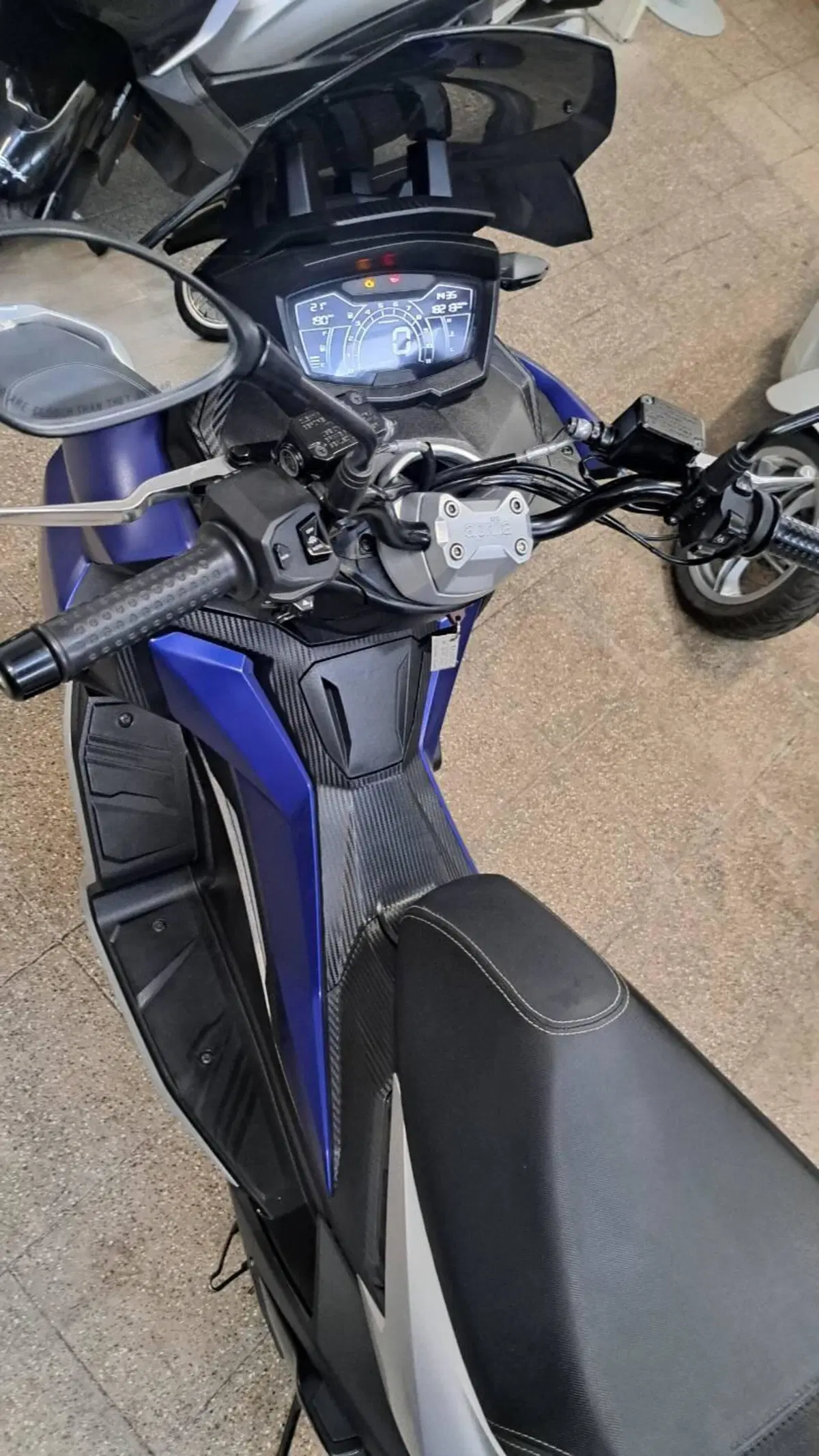 Aprilia SR GT 200 (2022 - 24) (7)