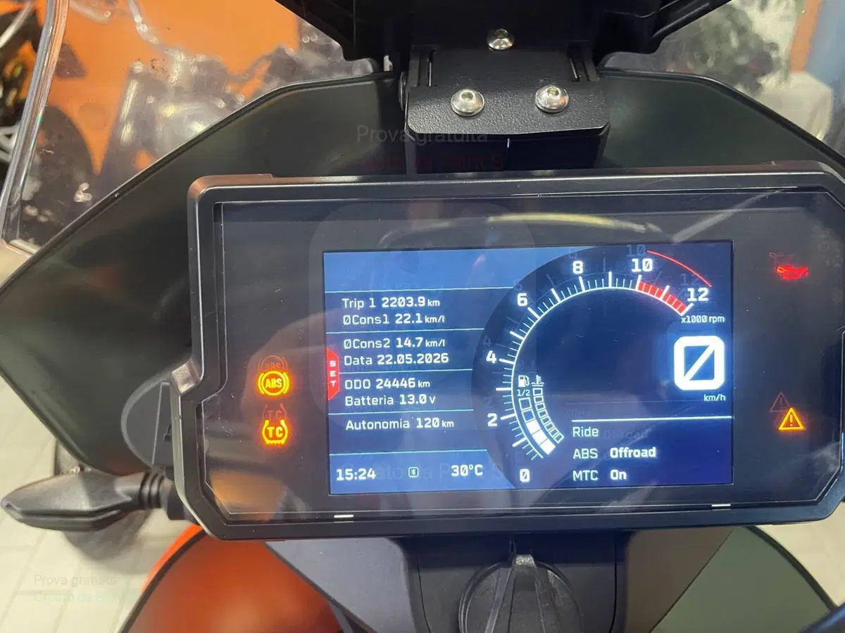 KTM 890 Adventure (2022) (9)