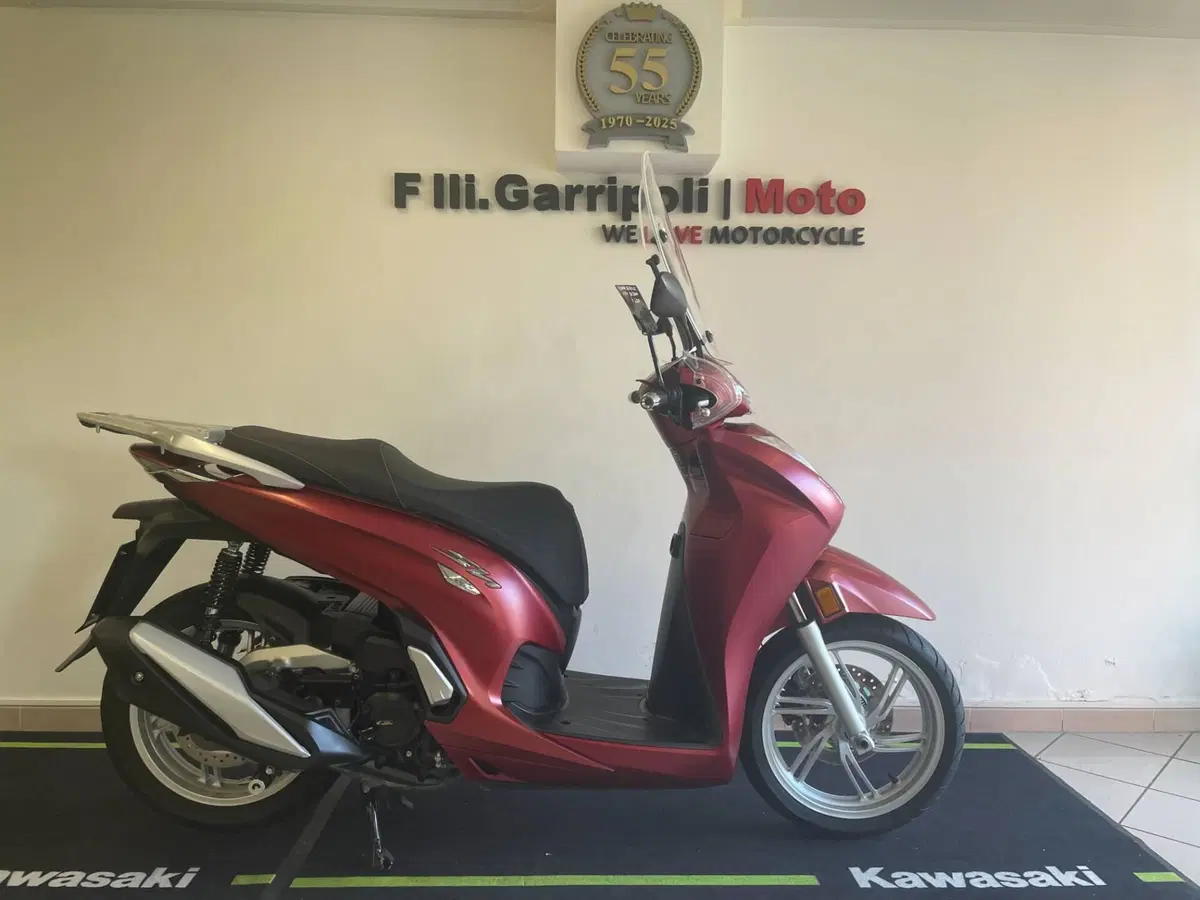 Honda SH 350 Sport (2021 - 24) (2)