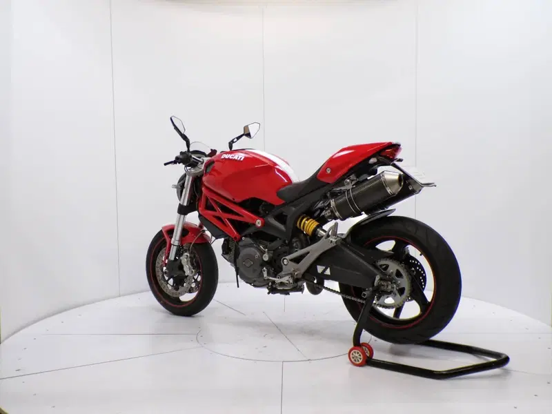 Ducati Monster 696 (2008 - 13) (5)