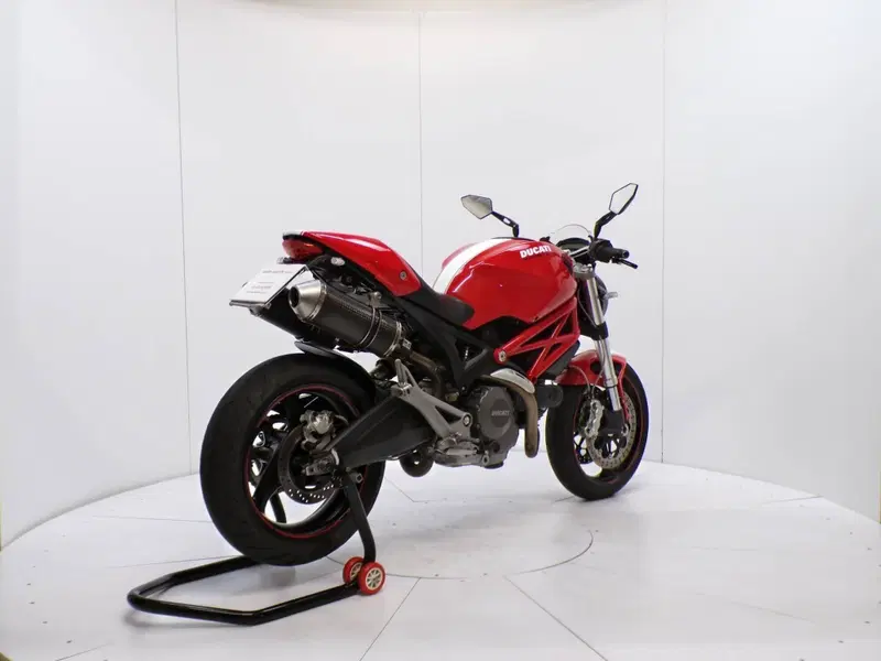 Ducati Monster 696 (2008 - 13) (6)