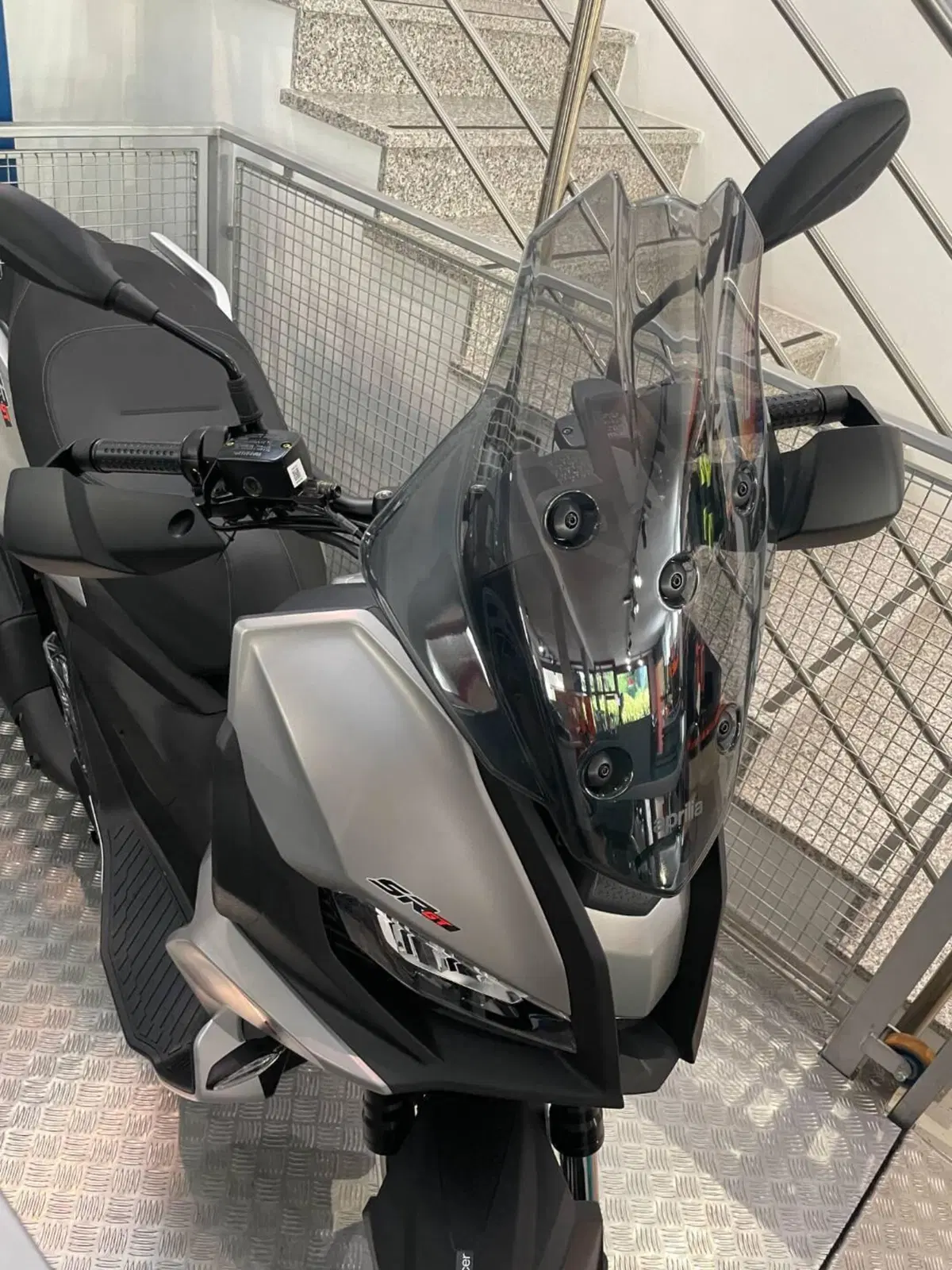 Aprilia SR GT 400 (2026) (5)