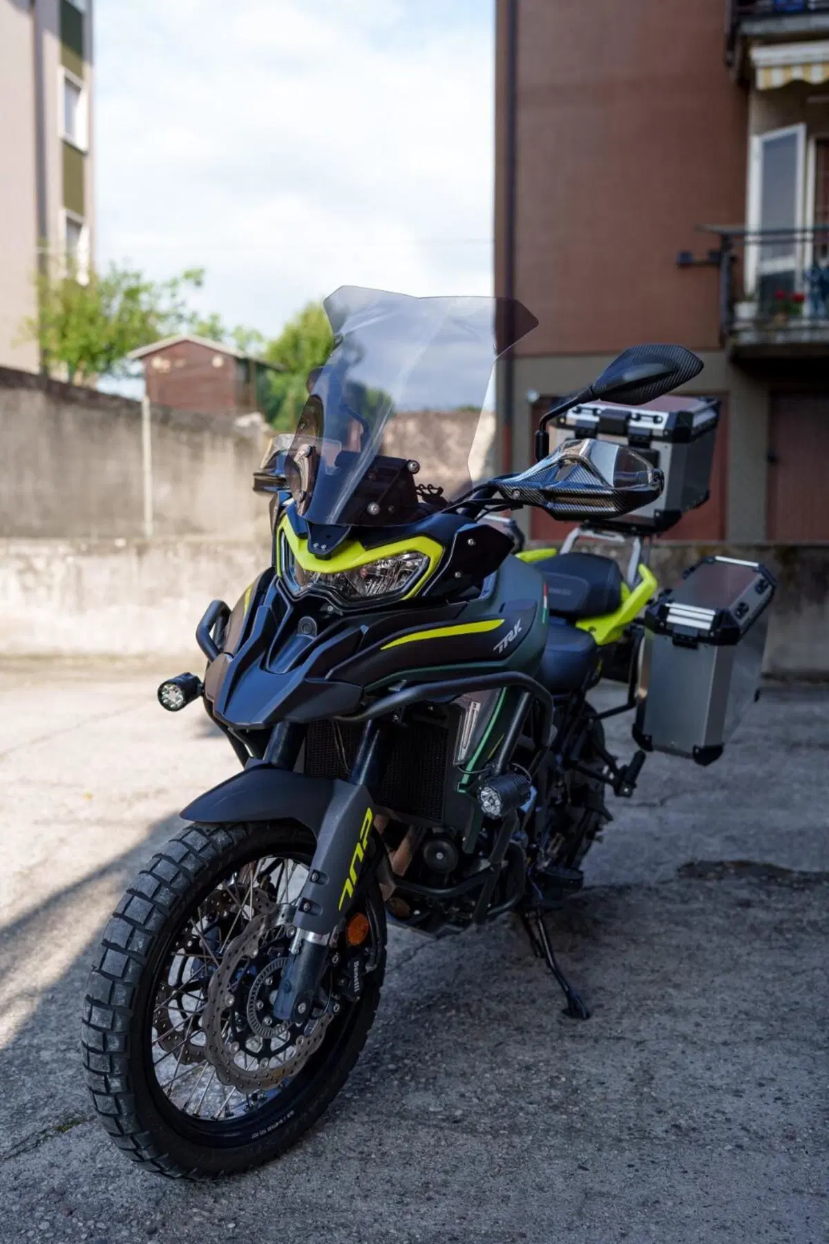 Benelli TRK 702X (2023 - 25)