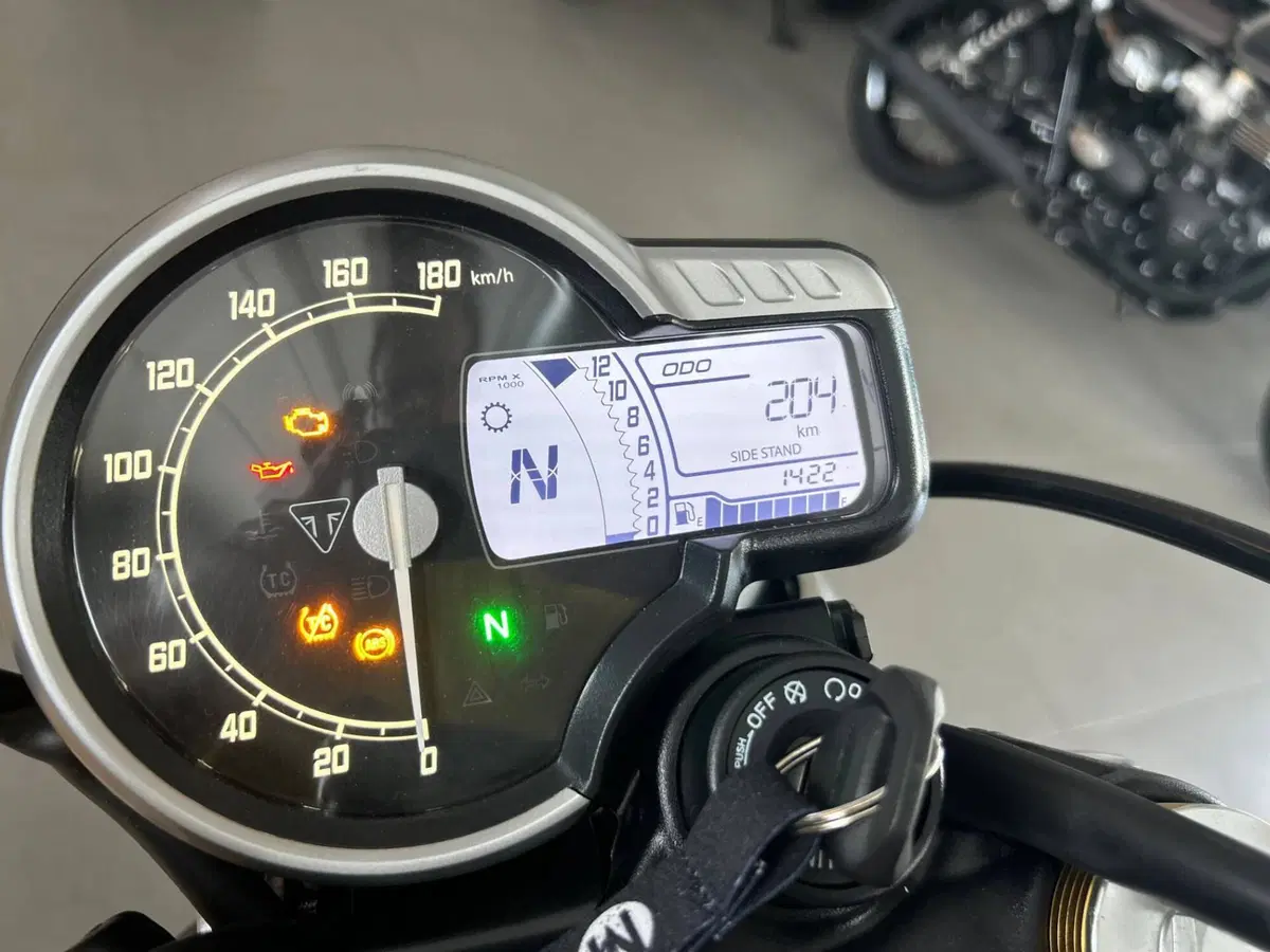 Triumph Speed 400 (2024 - 26) (5)