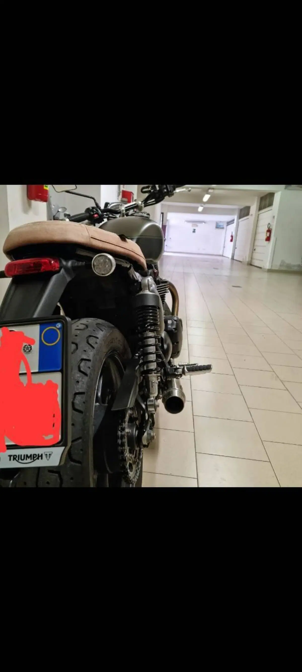Triumph Street Twin 900 (2016) (5)