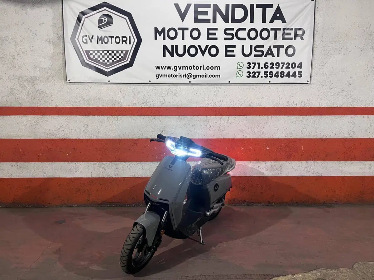 VMoto CUx Pro (2024 - 26)