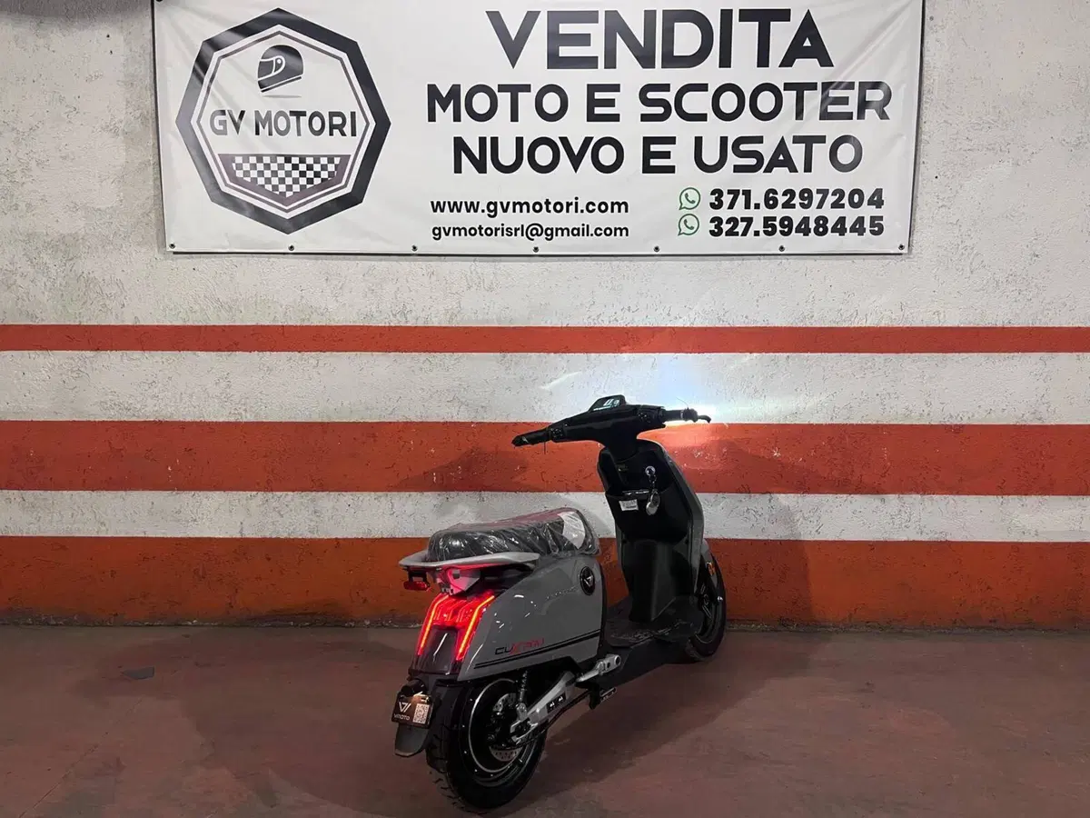 VMoto CUx Pro (2024 - 26) (4)