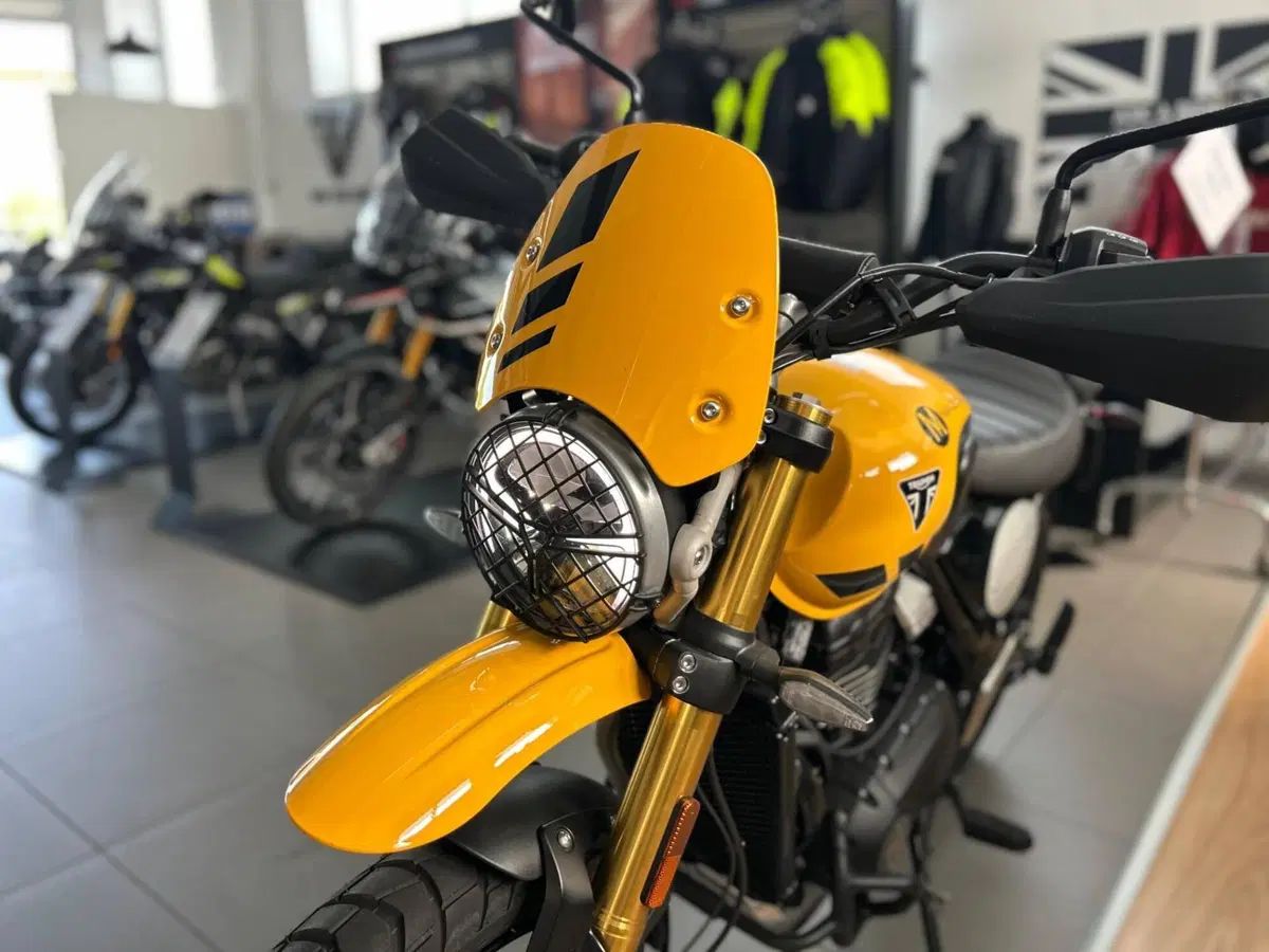 Triumph Scrambler 400 XC (2025 - 26) (6)