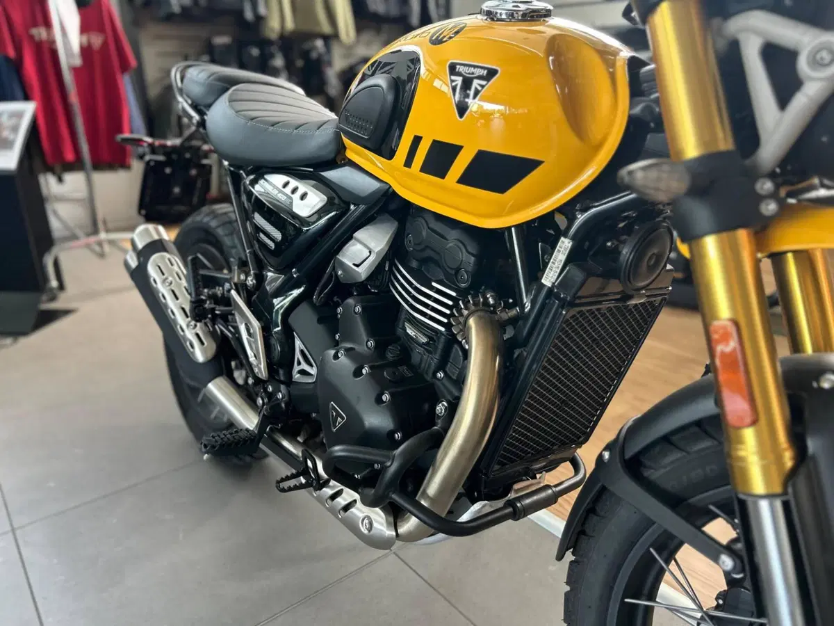 Triumph Scrambler 400 XC (2025 - 26) (7)