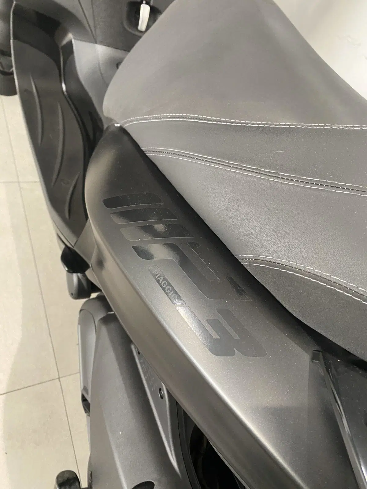 Piaggio MP3 300 Sport ABS Hpe (2021 - 24) (2)