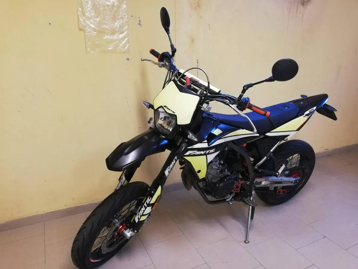 Fantic Motor XMF 125 Motard Performance 4t (2021 - 22) (3)