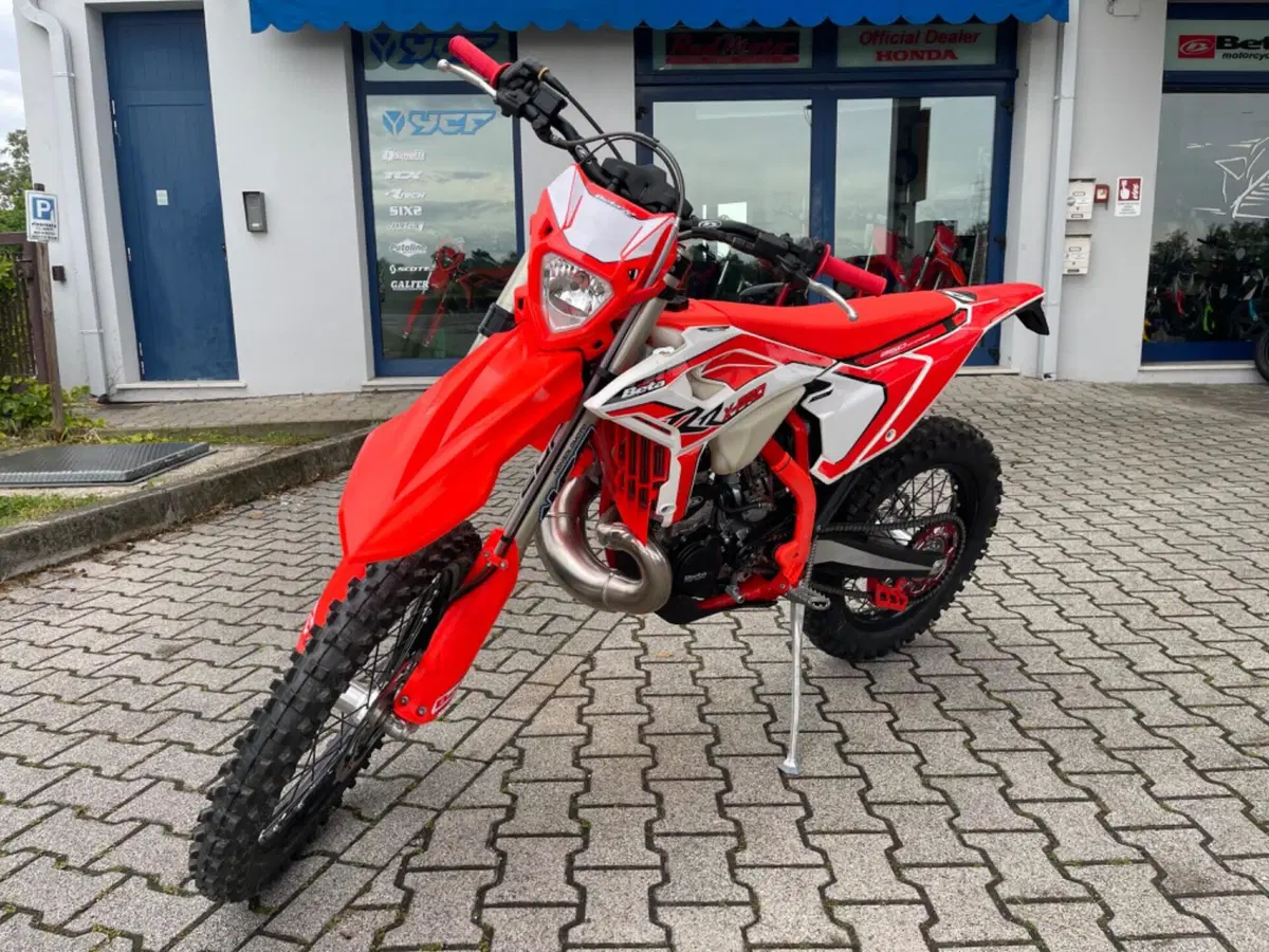Betamotor RR X-PRO 250 2T Enduro (2025) (2)