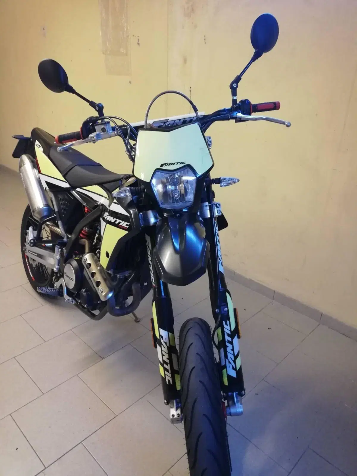Fantic Motor XMF 125 Motard Performance 4t (2021 - 22) (4)