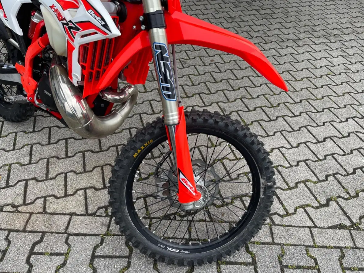 Betamotor RR X-PRO 250 2T Enduro (2025) (10)
