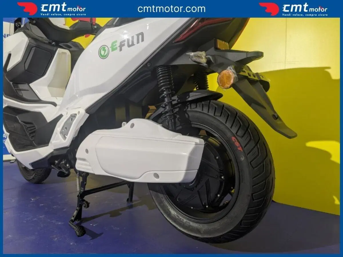 CJR MotorEco Lion 11Kw (2023 - 26) (6)