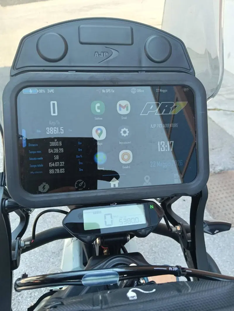AJP PR7 650 Adventure (2021 - 24) (5)