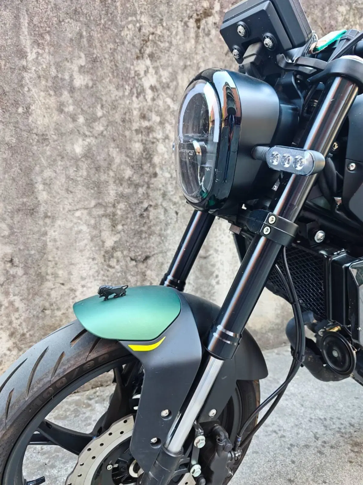 Benelli Leoncino 125 (2022 - 25) (6)