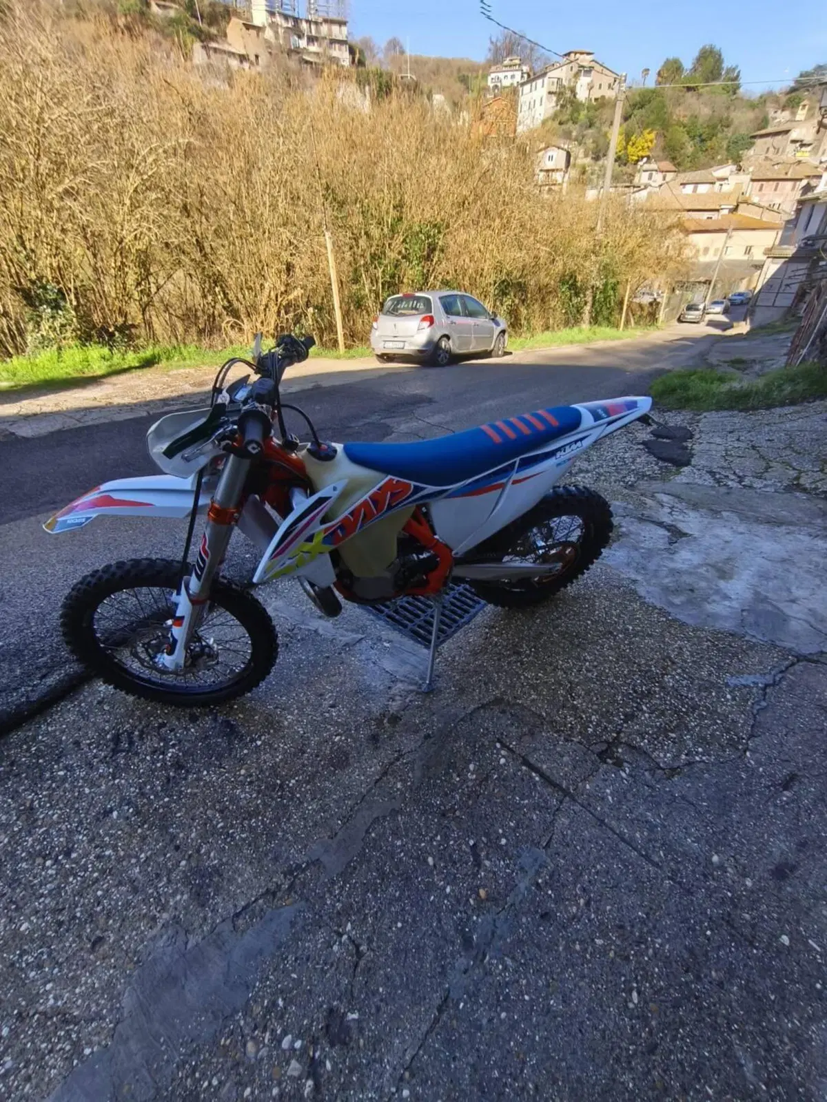 KTM 300 EXC TPI Six Days (2022) (5)
