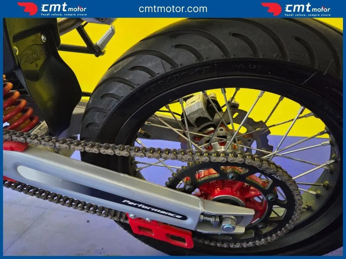 Fantic Motor XMF 125 Motard Performance 4t (2021 - 22) (9)