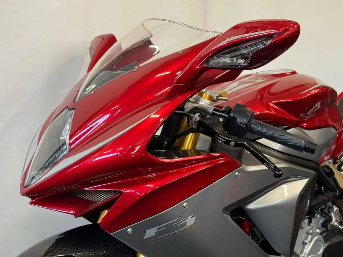 MV Agusta F3 675 Oro (2011) (18)
