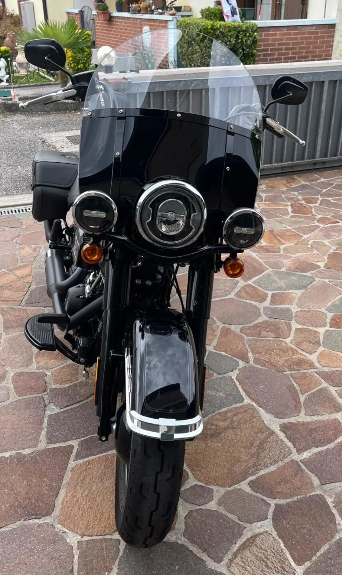 Harley-Davidson 114 Heritage Classic (2018 - 20) - FLHCS (3)