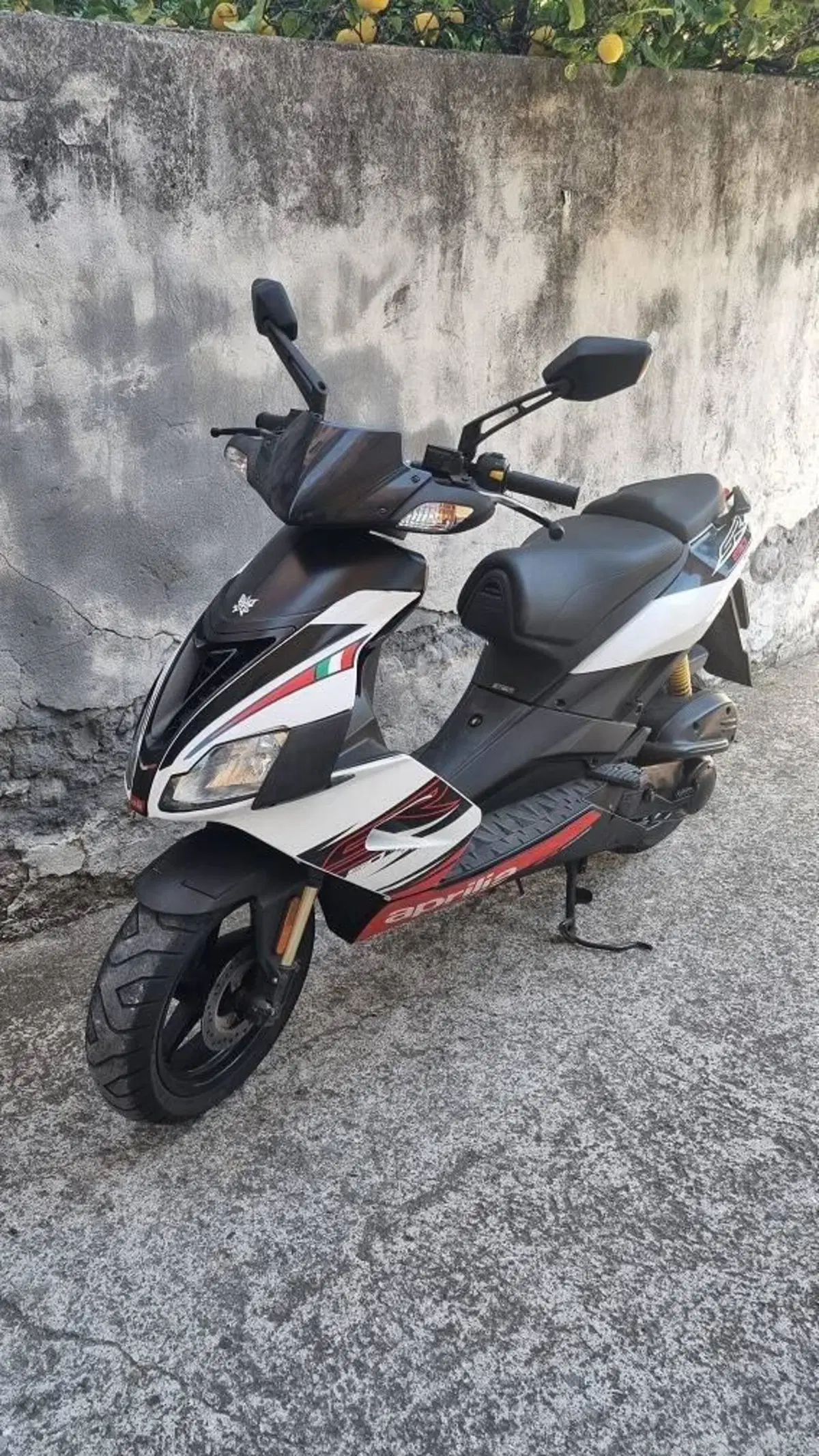Aprilia SR 50 R (2012 - 17)