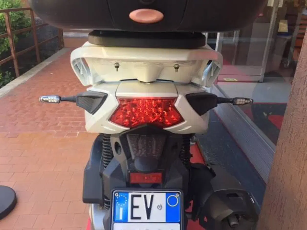 Quadro QV3 350 (2018 - 19) (5)