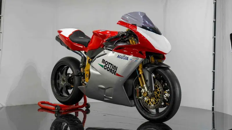 MV Agusta F4 1000 S (2004 - 05) (9)
