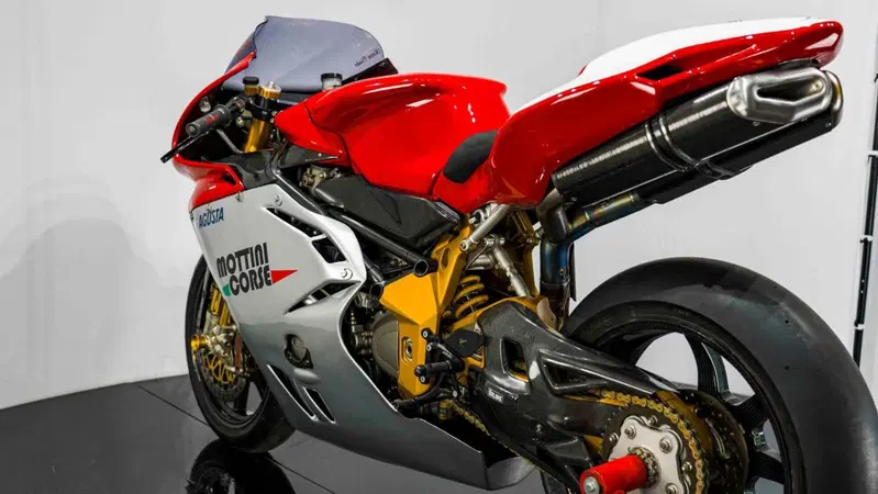 MV Agusta F4 1000 S (2004 - 05) (10)