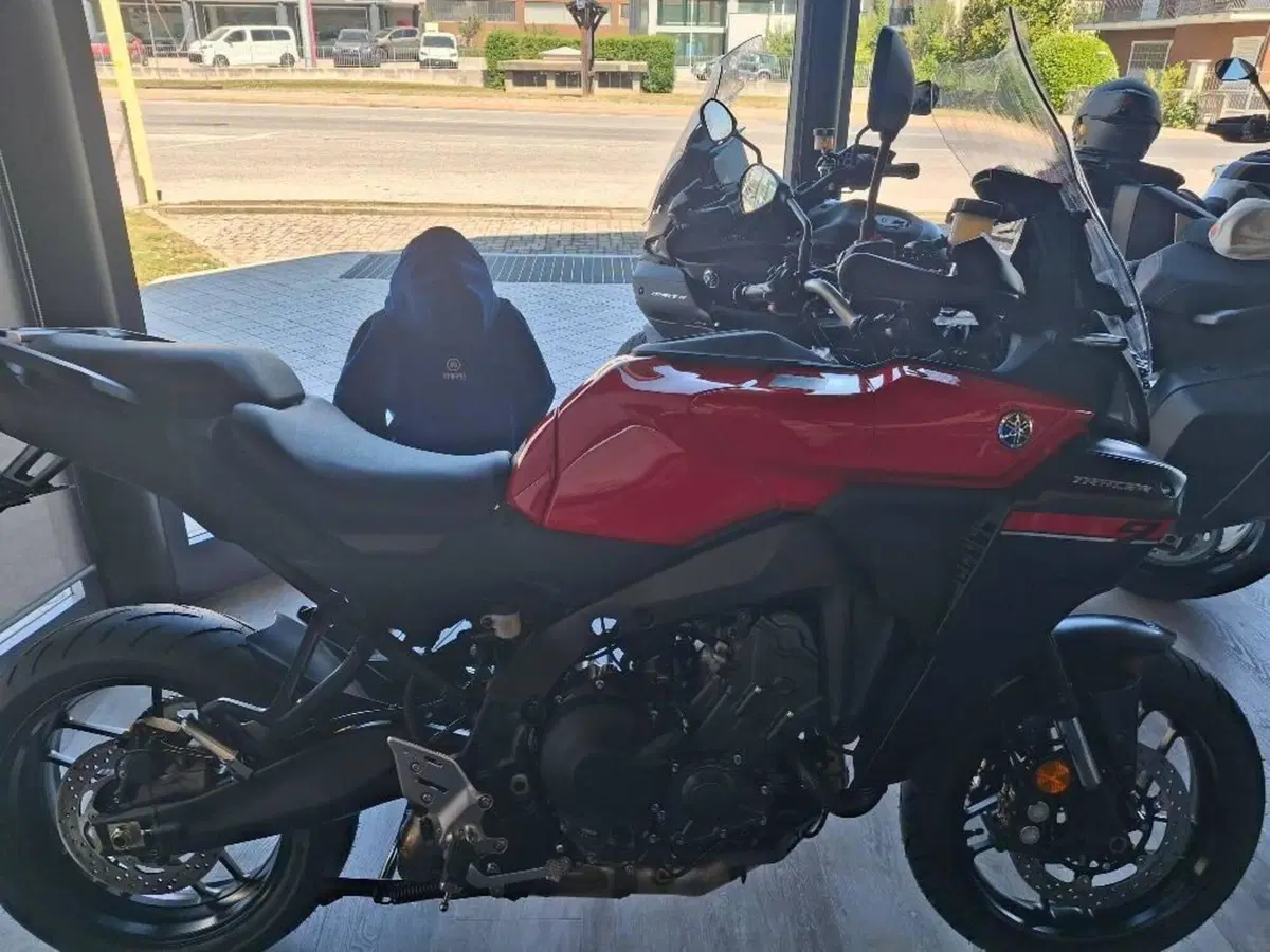 Yamaha Tracer 9 (2025 - 26) (4)