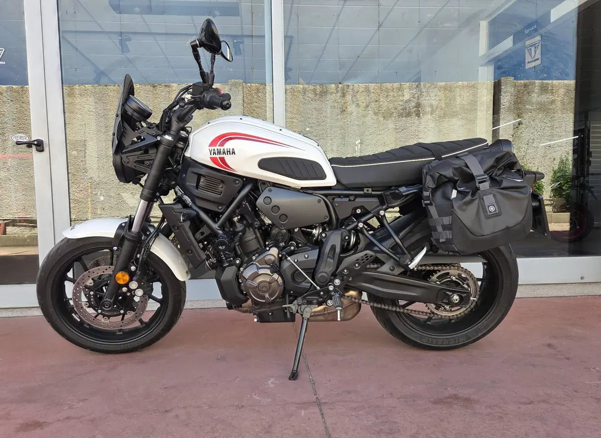 Yamaha XSR 700 (2022 - 26) (4)