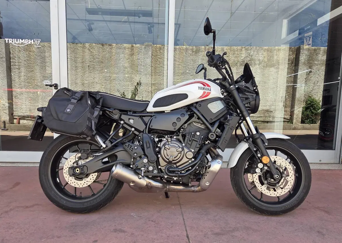 Yamaha XSR 700 (2022 - 26) (2)